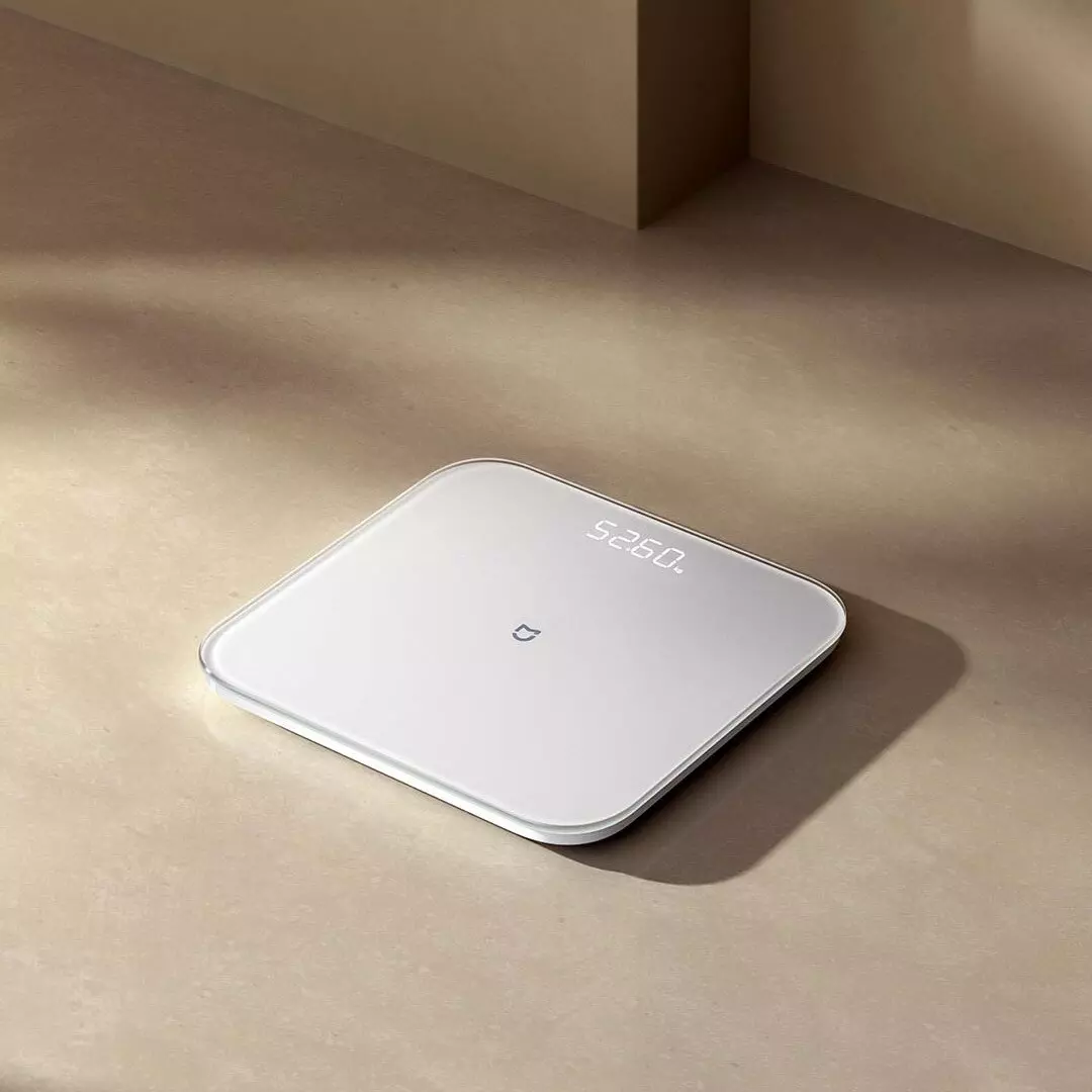 Умные весы Xiaomi Scale S200 (MJTZC02YM) Умные весы Xiaomi Scale S200 (MJTZC02YM)