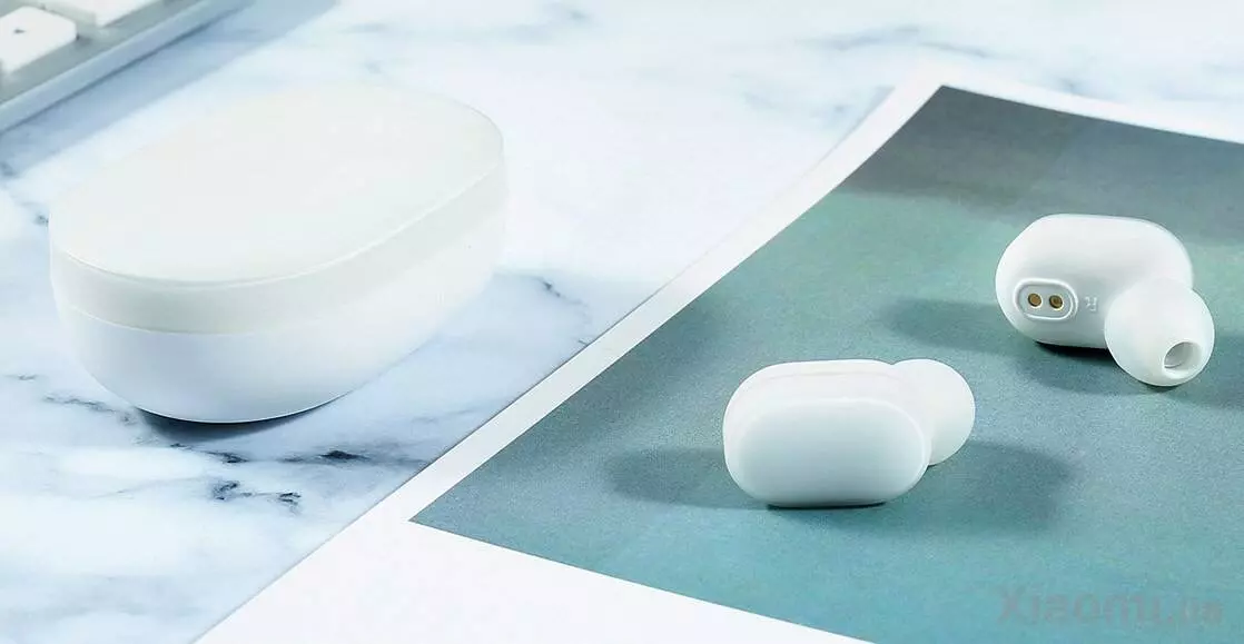 Беспроводные наушники Xiaomi AirDots Youth Edition White (Белый) Беспроводные наушники Xiaomi AirDots Youth Edition White (Белый)