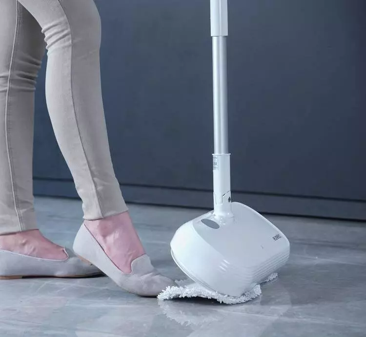 Электрошвабра Eureka Cordless Spray Spin Mop FC3 White (Белый) EU Электрошвабра Eureka Cordless Spray Spin Mop FC3 White (Белый) EU