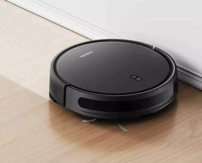 Робот-пылесос Xiaomi Robot Vacuum E10C (BHR7725EU) Black (Черный) Робот-пылесос Xiaomi Robot Vacuum E10C (BHR7725EU) Black (Черный)