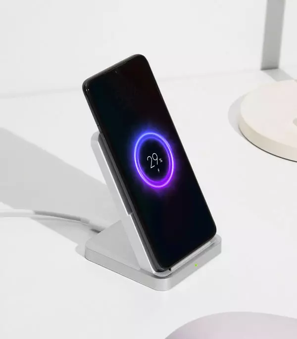 Беспроводное зарядное устройство Xiaomi Vertical Air-Cooled Wireless Charger 30W (MDY-17-EM) White (Белый) Беспроводное зарядное устройство Xiaomi Vertical Air-Cooled Wireless Charger 30W (MDY-17-EM) White (Белый)