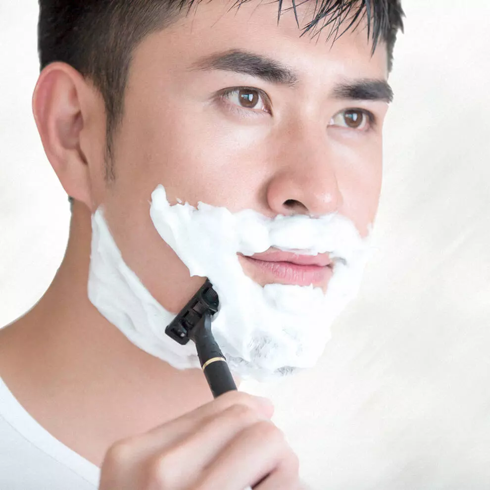 Набор для бритья Xiaomi Mijia Lemon Razor H300-6 (3 кассеты + пена) Black (Черный) Набор для бритья Xiaomi Mijia Lemon Razor H300-6 (3 кассеты + пена) Black (Черный)