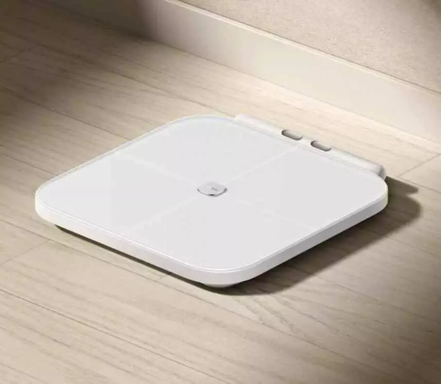 Умные весы Xiaomi Eight Electrode Body Fat White (Белый) CN Умные весы Xiaomi Eight Electrode Body Fat White (Белый) CN