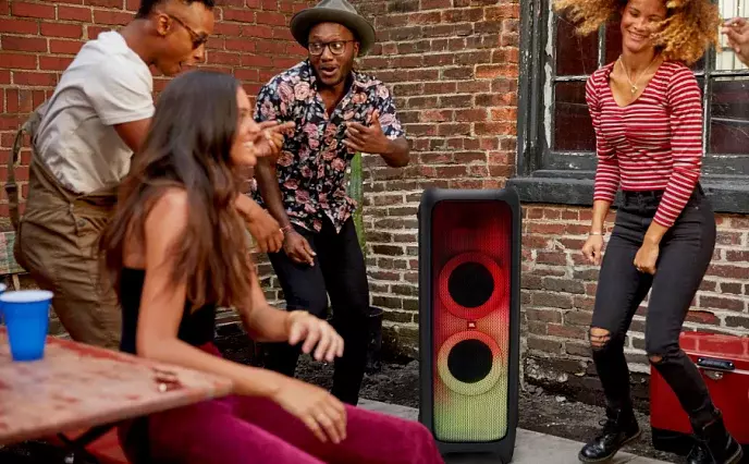Аудиосистема JBL PartyBox 1000 Аудиосистема JBL PartyBox 1000