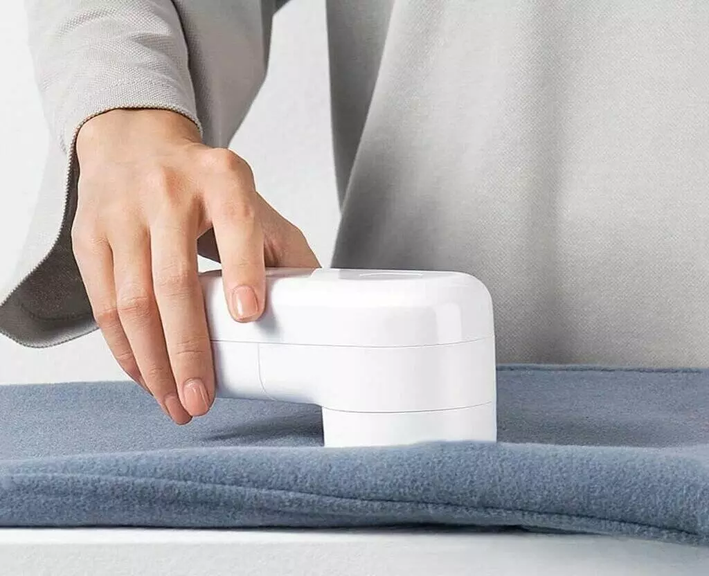 Машинка для удаления катышков Xiaomi Bomidi Lint Remover BMQ02 White (Белый) Машинка для удаления катышков Xiaomi Bomidi Lint Remover BMQ02 White (Белый)