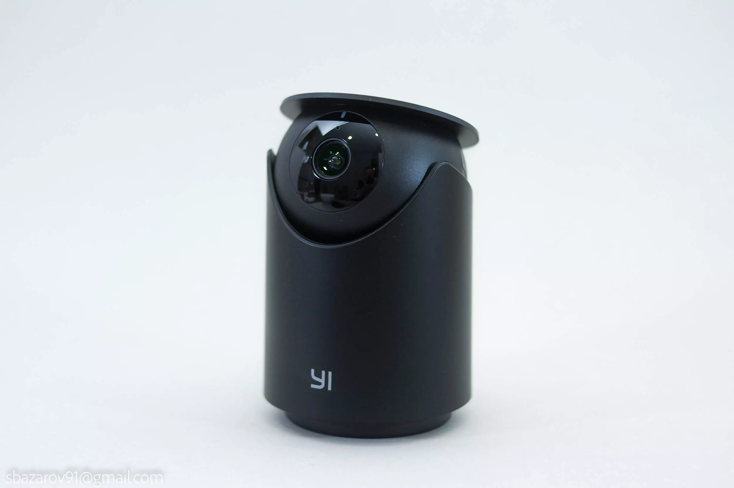 IP камера Xiaomi Yi Dome U Pro 2K HD Camera (H60GA) Black (Черный) IP камера Xiaomi Yi Dome U Pro 2K HD Camera (H60GA) Black (Черный)
