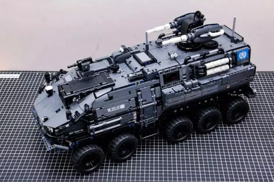 Конструктор Onebot Building Block Earth Troop Carrier CN171 (OBWEYB19AIQI) Gray (Серый)