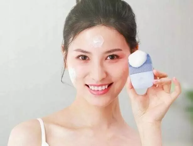 Массажер для лица с ультразвуковой очисткой Xiaomi inFace Electronic Sonic Beauty Facial MS2000 Pro Blue (Синий) Массажер для лица с ультразвуковой очисткой Xiaomi inFace Electronic Sonic Beauty Facial MS2000 Pro Blue (Синий)