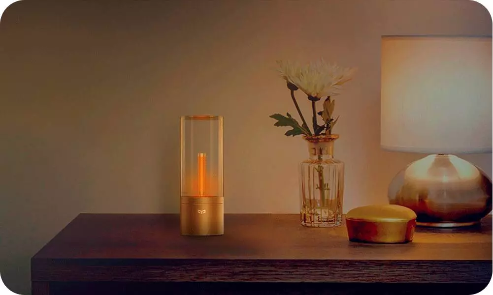 Ночник Yeelight Candela Lamp (YLFWD-0019) Gold (Золотой) Ночник Yeelight Candela Lamp (YLFWD-0019) Gold (Золотой)
