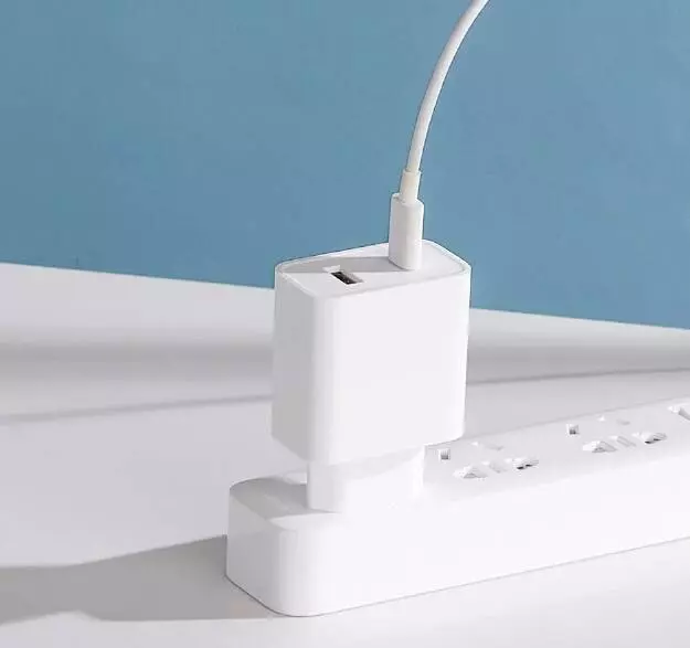 Сетевое зарядное устройство Xiaomi 33W Wall Charger Type-A/Type-C (BHR4996GL) White (Белый) Сетевое зарядное устройство Xiaomi 33W Wall Charger Type-A/Type-C (BHR4996GL) White (Белый)