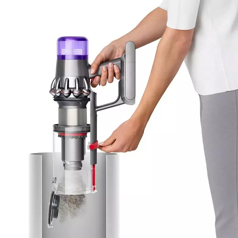Пылесос Dyson V11 Advanced Nickel Purple (SV51) Пылесос Dyson V11 Advanced Nickel Purple (SV51)