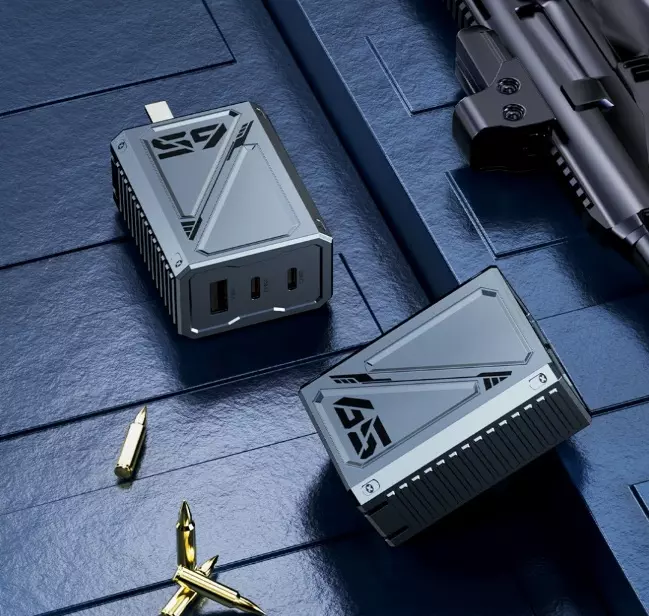 Зарядное устройство WEKOME Mecha WP-U147 GaN 65W 2 Type