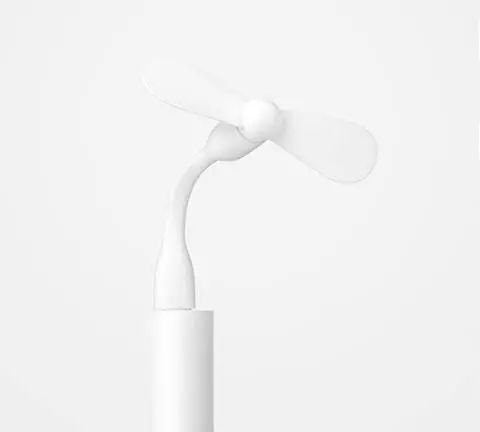 Фонарь Xiaomi Portable Flashlight LPB01ZM White (Белый) Фонарь Xiaomi Portable Flashlight LPB01ZM White (Белый)