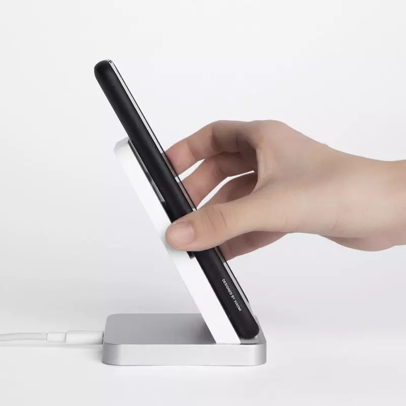 Беспроводное зарядное устройство Xiaomi Vertical Air-Cooled Wireless Charger 30W (MDY-17-EM) - фото 7 Беспроводное зарядное устройство Xiaomi Vertical Air-Cooled Wireless Charger 30W (MDY-17-EM) - фото 7