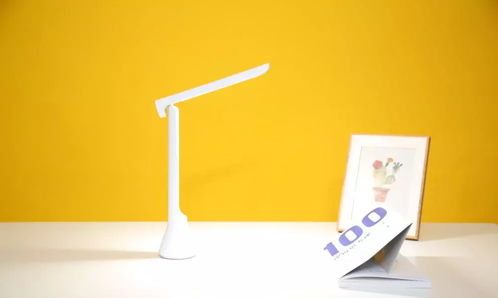 Настольная лампа светодиодная Xiaomi Yeelight Rechargeable Folding Desk Lamp (YLYTD-0027) - фото 5 Настольная лампа светодиодная Xiaomi Yeelight Rechargeable Folding Desk Lamp (YLYTD-0027) - фото 5