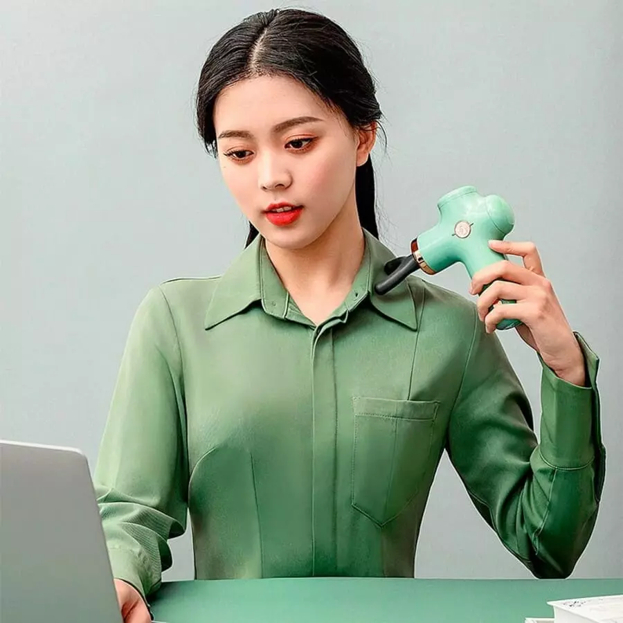 Массажер Xiaomi Yesoul Monica Massage Gun MG11 Pro - фото 2 Массажер Xiaomi Yesoul Monica Massage Gun MG11 Pro - фото 2