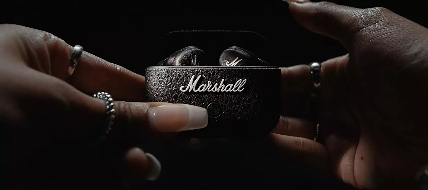 Беспроводные наушники Marshall Motif 2 A.N.C. - фото 2 Беспроводные наушники Marshall Motif 2 A.N.C. - фото 2