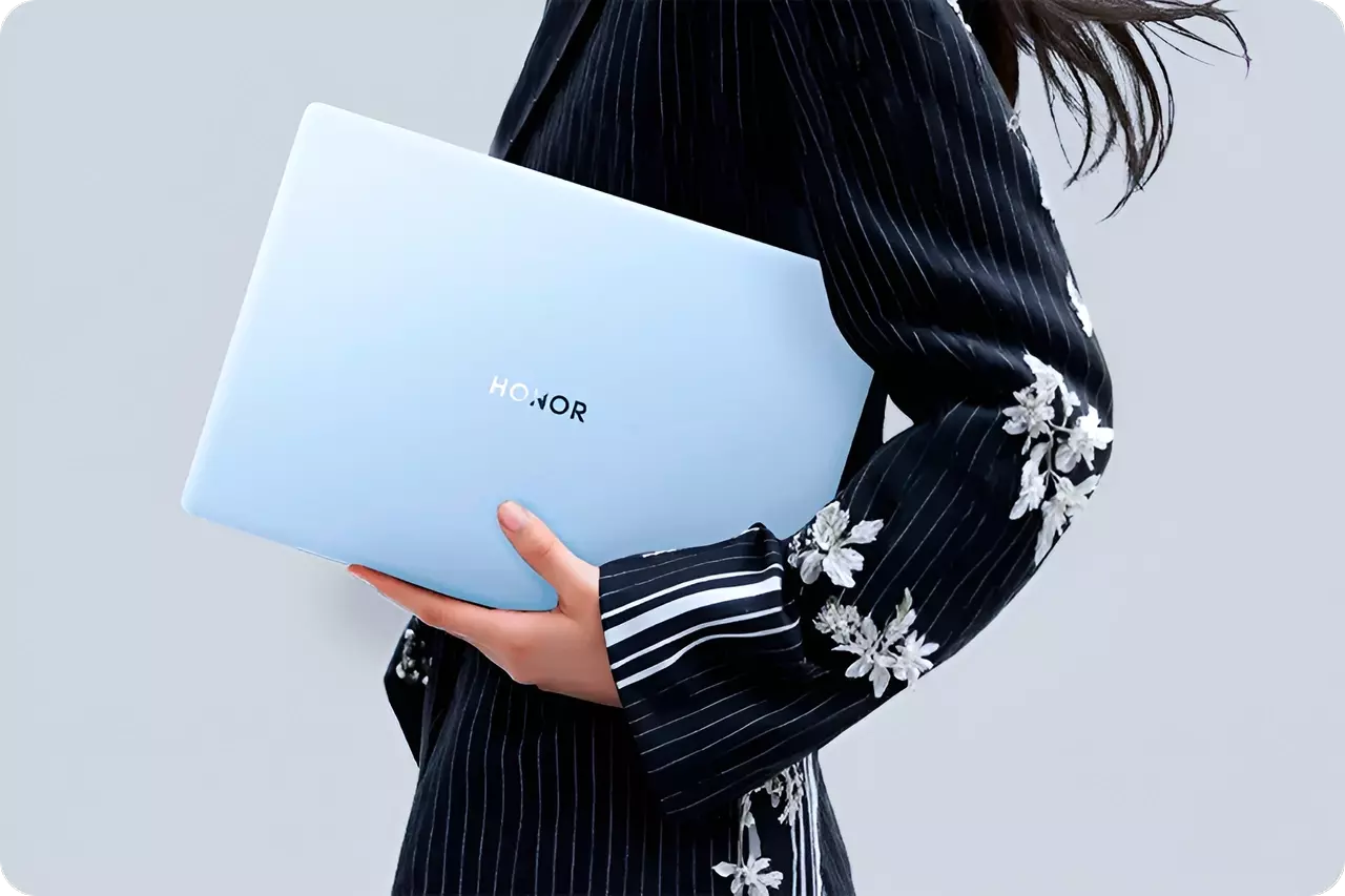Ноутбук Honor MagicBook X14 Plus 2025 Core 5 220H 32/1T 2.8K 120HZ (5301ALXY) - фото 7