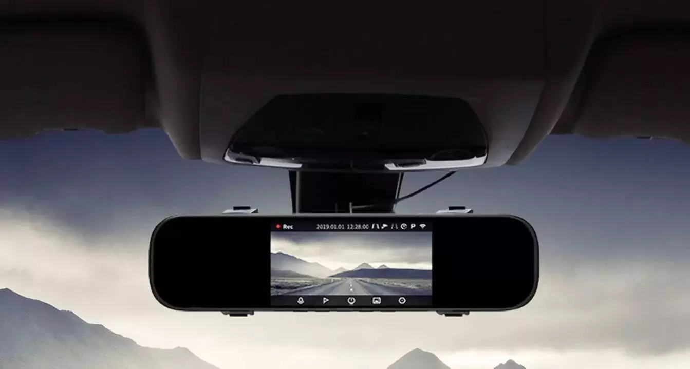 Купить Видеорегистратор 70mai Rearview Mirror Dash Cam Midrive D04 - фото 1 Купить Видеорегистратор 70mai Rearview Mirror Dash Cam Midrive D04 - фото 1