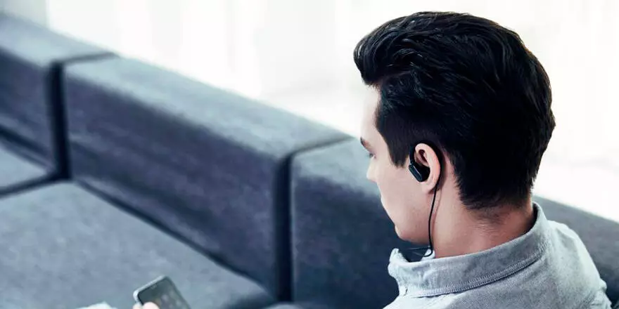 Беспроводные наушники Xiaomi Sport Bluetooth Headset - фото 3 Беспроводные наушники Xiaomi Sport Bluetooth Headset - фото 3