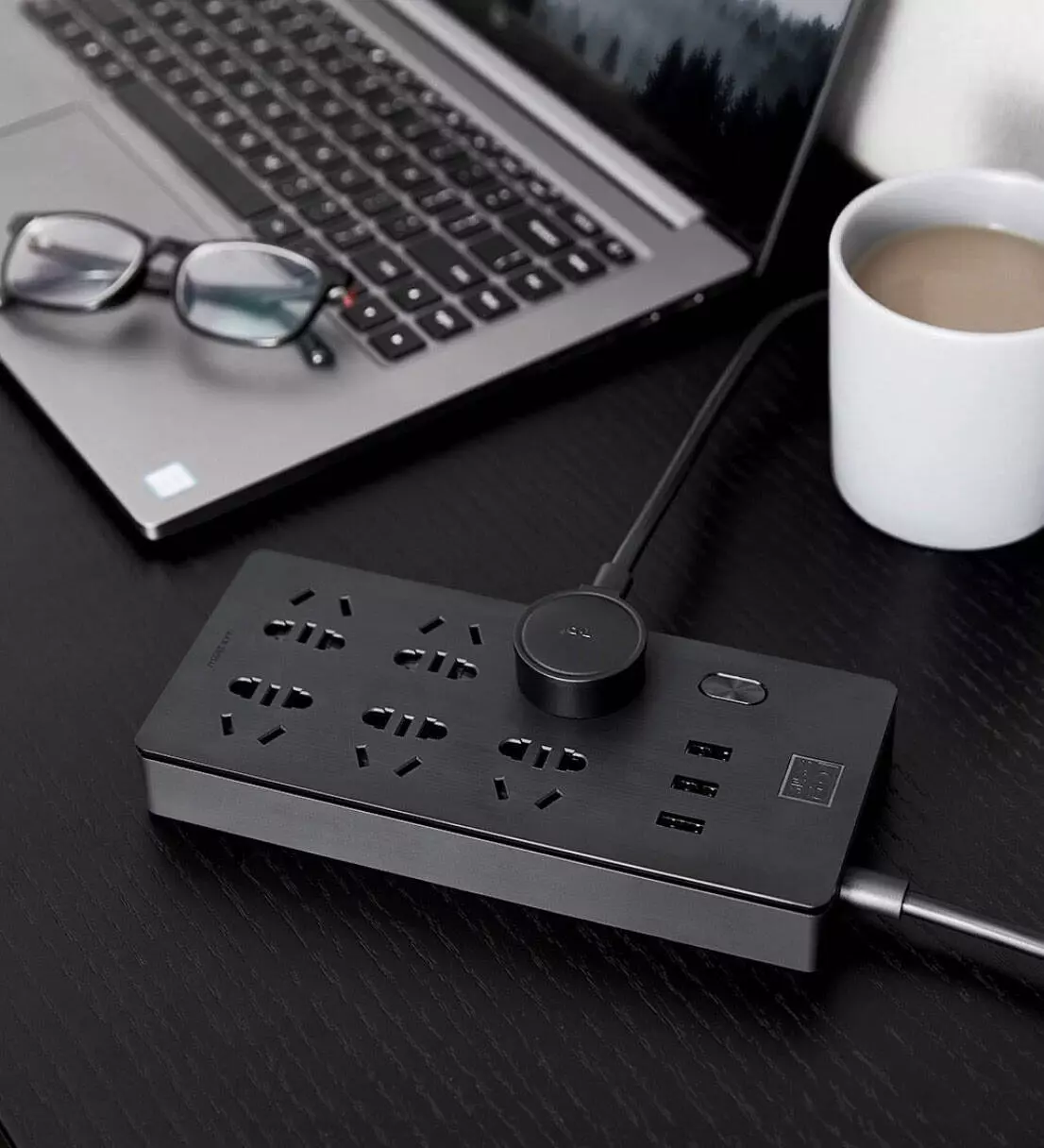 Удлинитель Xiaomi Aigo Power Strip (TC0601) 1.8 м - фото 4 Удлинитель Xiaomi Aigo Power Strip (TC0601) 1.8 м - фото 4