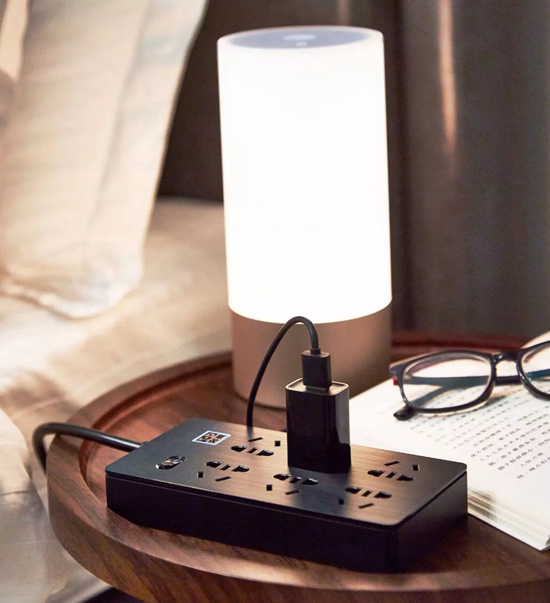 Удлинитель Xiaomi Aigo Power Strip (TC0601) 1.8 м - фото 7 Удлинитель Xiaomi Aigo Power Strip (TC0601) 1.8 м - фото 7