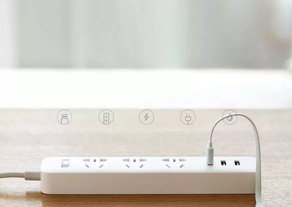 Удлинитель Xiaomi Power Strip 3 (XMCXB01QM) 1.8 м - фото 2 Удлинитель Xiaomi Power Strip 3 (XMCXB01QM) 1.8 м - фото 2