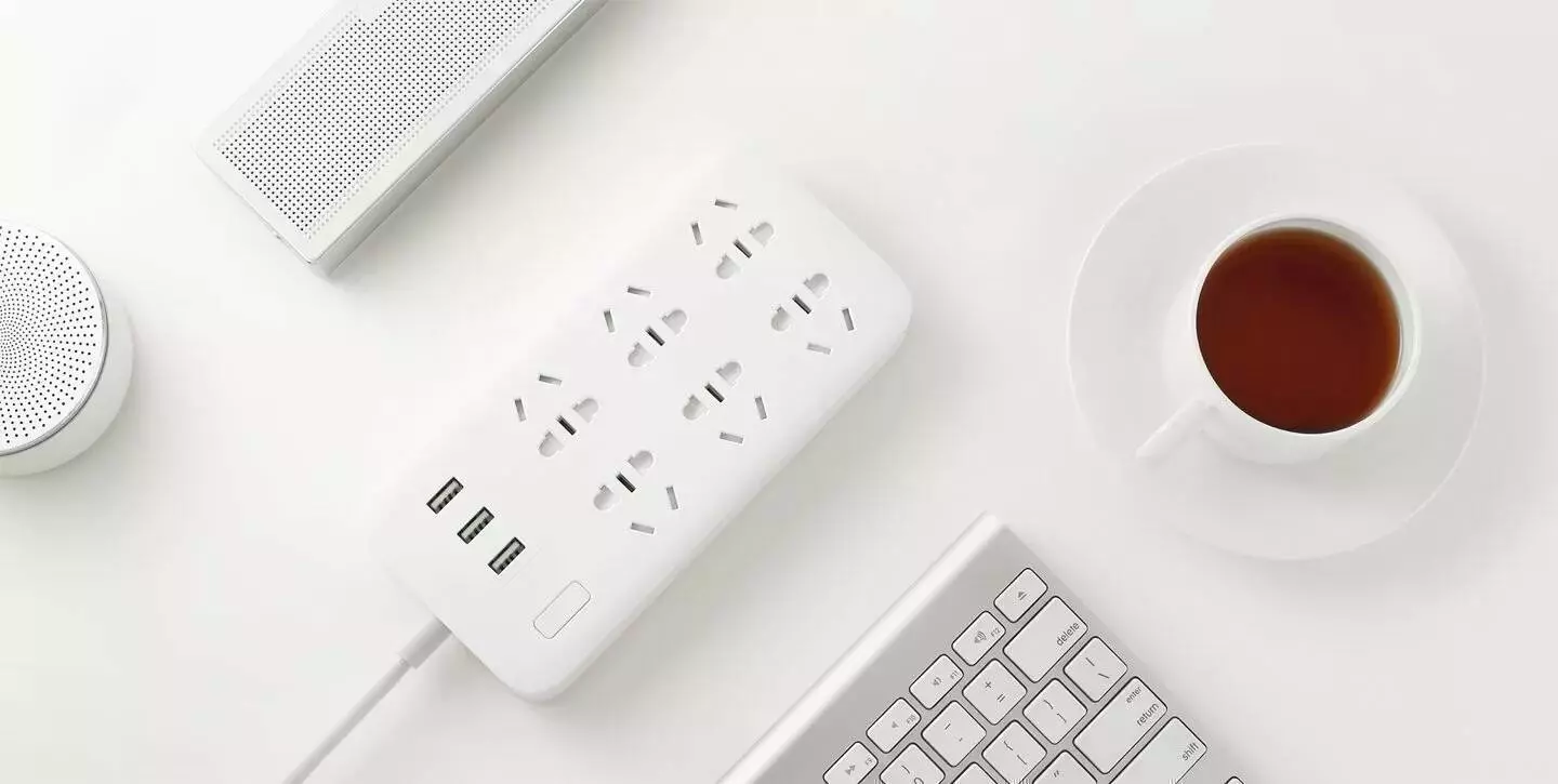 Удлинитель Xiaomi Power Strip 6 (CXB6-1QM) 1.8 м - фото 10 Удлинитель Xiaomi Power Strip 6 (CXB6-1QM) 1.8 м - фото 10
