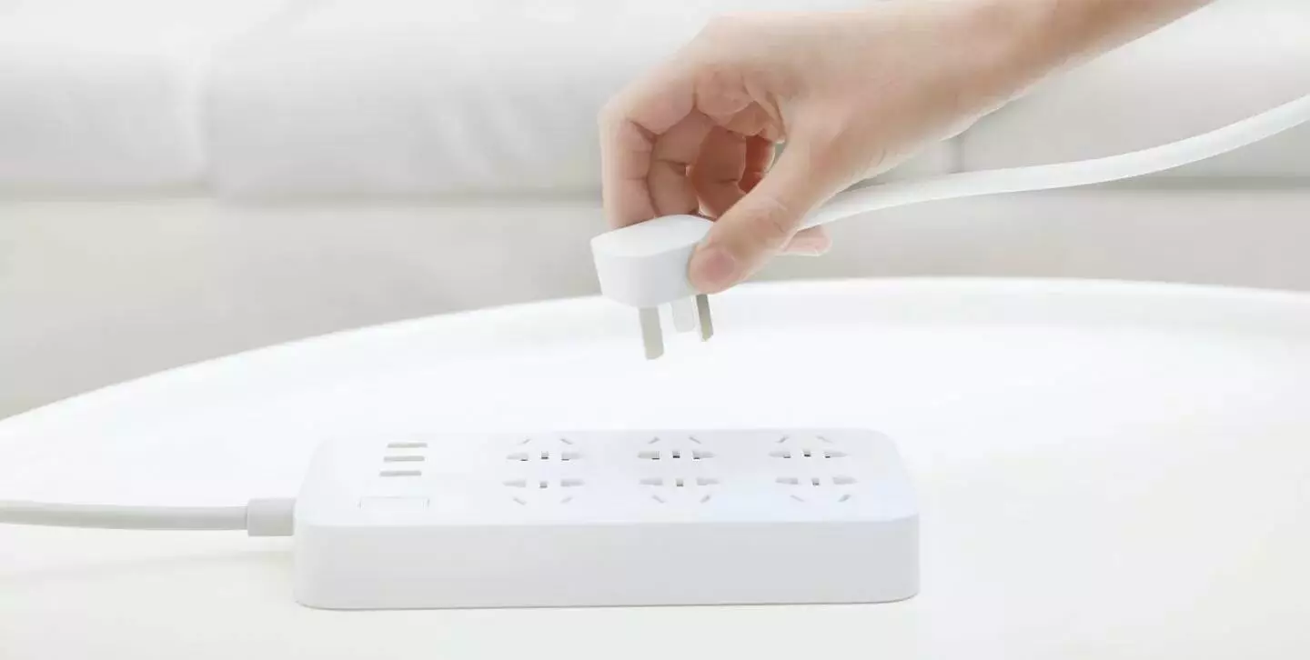 Удлинитель Xiaomi Power Strip 6 (CXB6-1QM) 1.8 м - фото 9 Удлинитель Xiaomi Power Strip 6 (CXB6-1QM) 1.8 м - фото 9