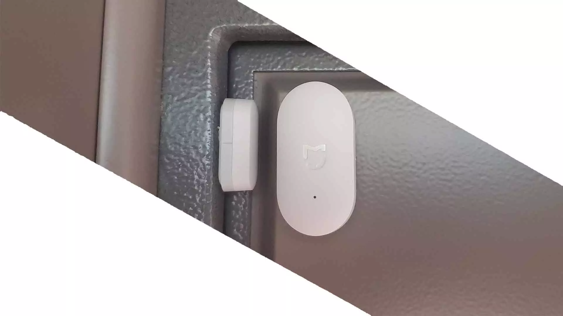 Датчик открытия дверей и окон Xiaomi Smart Home Door/Window Sensor (MCCGQ01LM) - фото 5 Датчик открытия дверей и окон Xiaomi Smart Home Door/Window Sensor (MCCGQ01LM) - фото 5