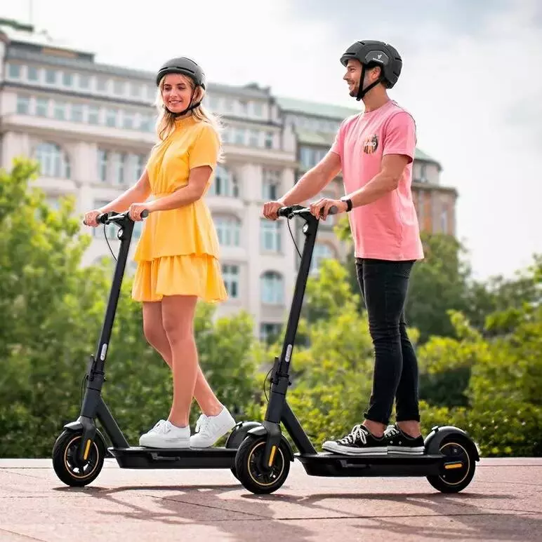 Электросамокат Ninebot KickScooter Max G30 - фото 2 Электросамокат Ninebot KickScooter Max G30 - фото 2