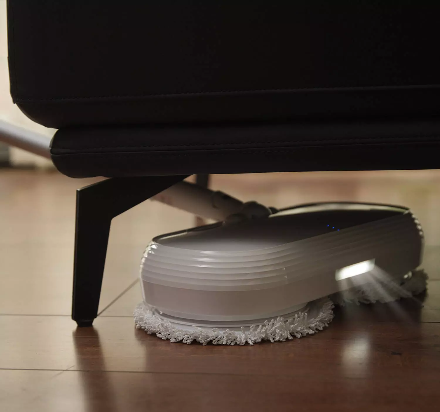 Электрошвабра Eureka Cordless Spray Spin Mop FC3 - фото 4 Электрошвабра Eureka Cordless Spray Spin Mop FC3 - фото 4