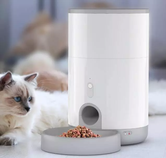 Купить Автокормушка для животных Petoneer Nutri Mini Feeder 2.6 л (FDW040) - фото 1 Купить Автокормушка для животных Petoneer Nutri Mini Feeder 2.6 л (FDW040) - фото 1