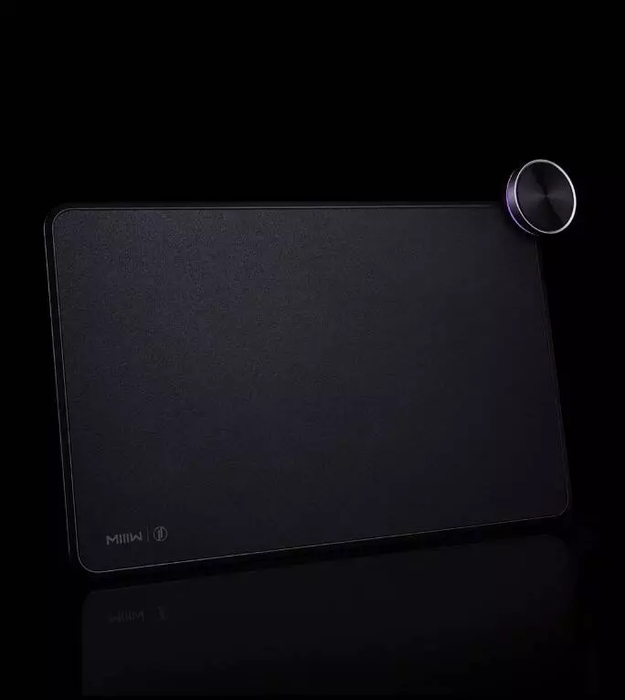 Купить Коврик для мышки с беспроводной зарядкой Xiaomi Mouse Pad (MWSP01) - фото 1 Купить Коврик для мышки с беспроводной зарядкой Xiaomi Mouse Pad (MWSP01) - фото 1