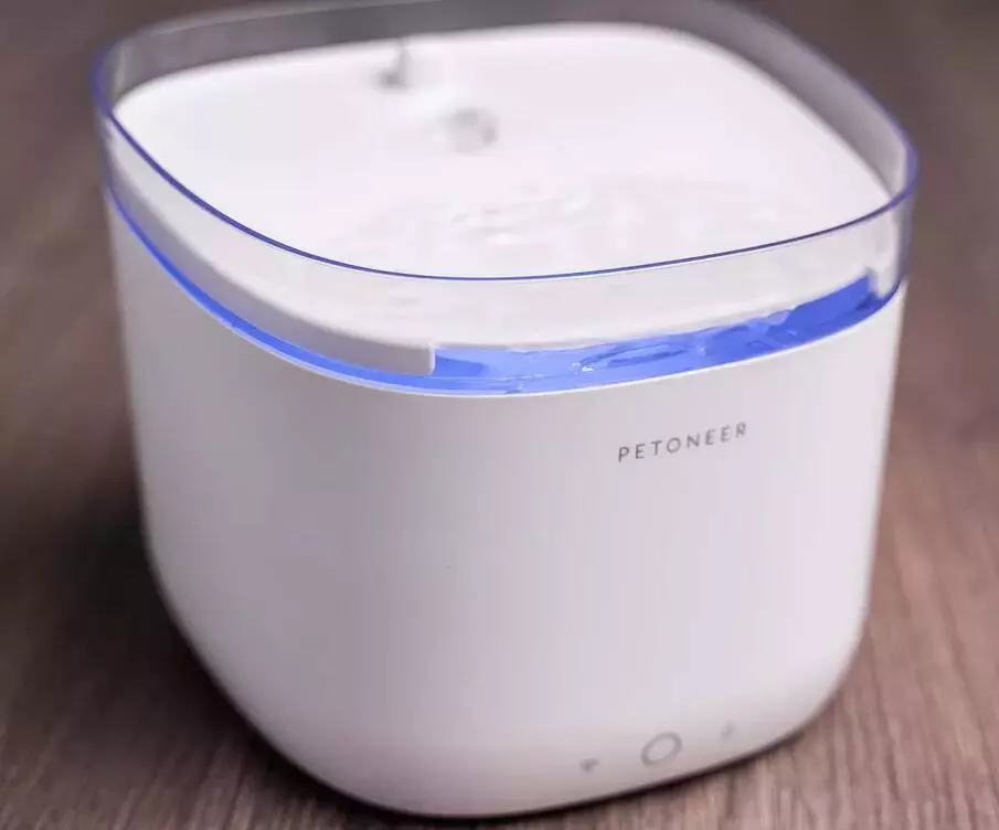 Купить Автопоилка Petoneer Fresco Mini Pro Dispenser (WF001-M) - фото 1 Купить Автопоилка Petoneer Fresco Mini Pro Dispenser (WF001-M) - фото 1