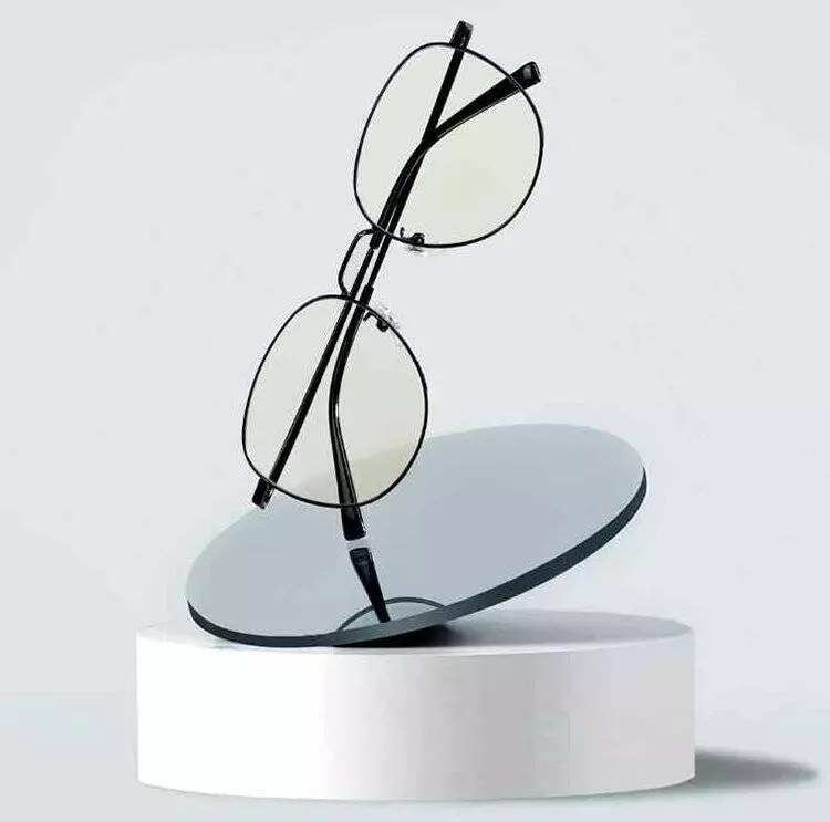 Компьютерные очки Xiaomi Anti-Blue Titanium Glasses (HMJ01RM) - фото 2 Компьютерные очки Xiaomi Anti-Blue Titanium Glasses (HMJ01RM) - фото 2
