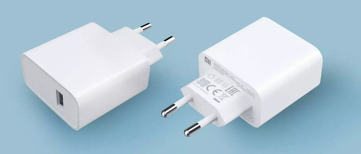 Сетевое зарядное устройство Xiaomi Adaptor 33W (MDY-11-EZ) - фото 4 Сетевое зарядное устройство Xiaomi Adaptor 33W (MDY-11-EZ) - фото 4