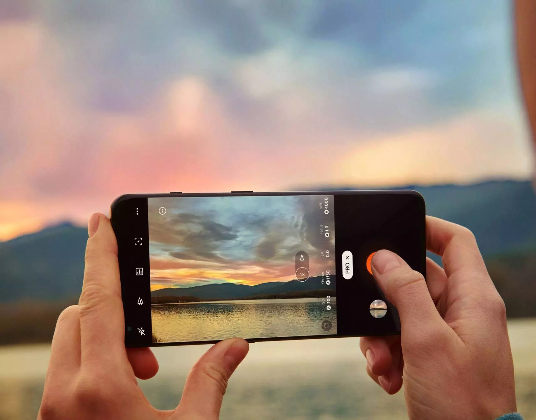 Смартфон OnePlus 10 Pro (NE2210) 12/256Gb - фото 6 Смартфон OnePlus 10 Pro (NE2210) 12/256Gb - фото 6