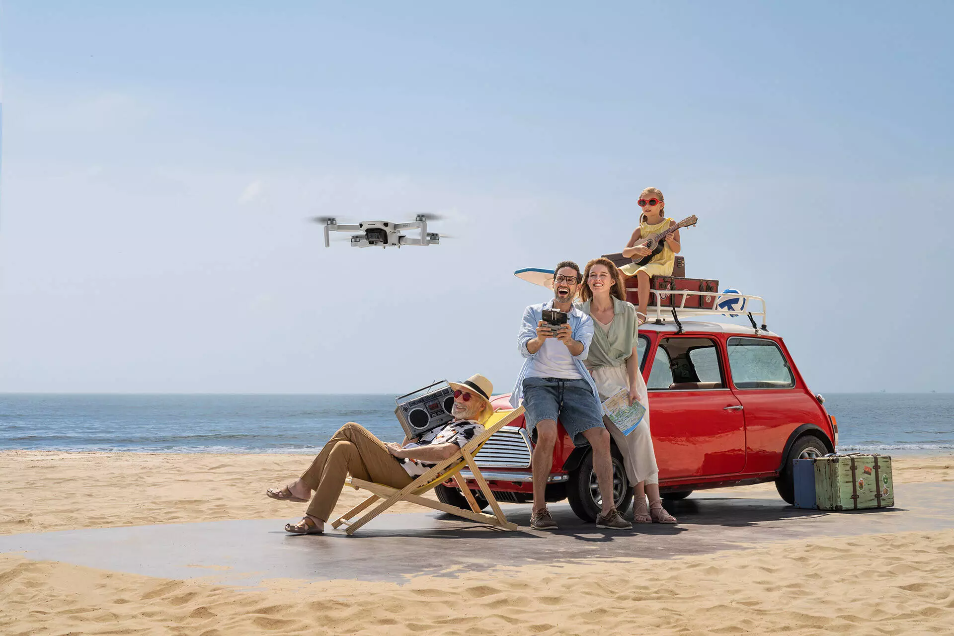 Купить Квадрокоптер DJI Mini 2 Fly More Combo - фото 1 Купить Квадрокоптер DJI Mini 2 Fly More Combo - фото 1