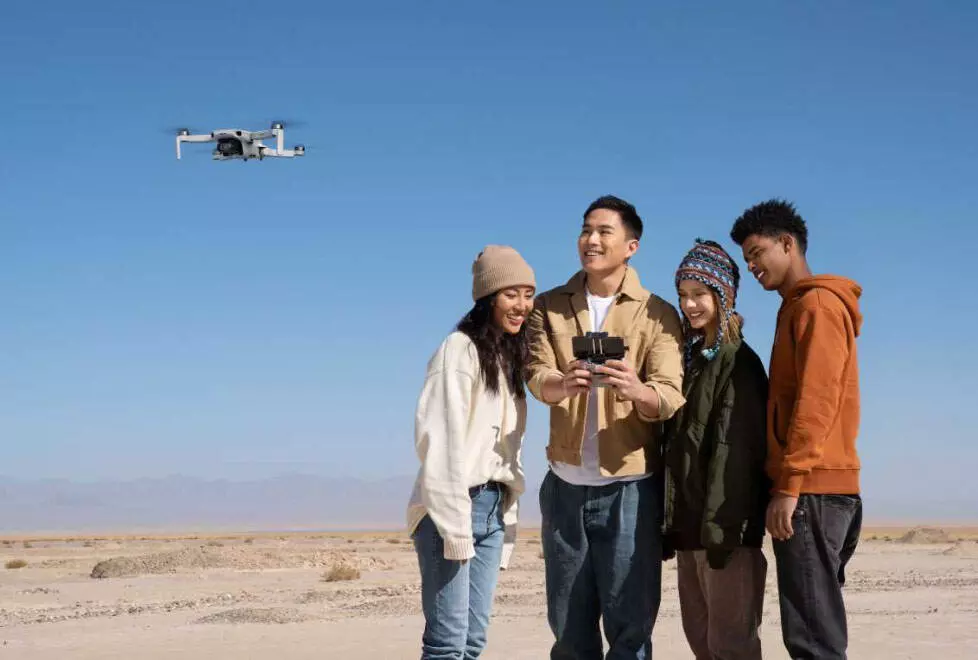 Квадрокоптер DJI Mini 2 Fly More Combo - фото 6 Квадрокоптер DJI Mini 2 Fly More Combo - фото 6