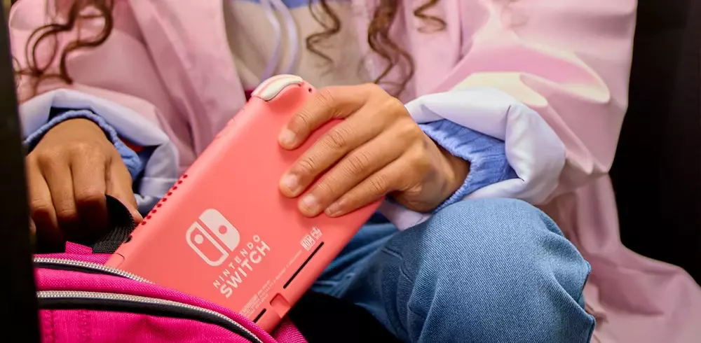 Игровая консоль Nintendo Switch Lite - фото 2 Игровая консоль Nintendo Switch Lite - фото 2