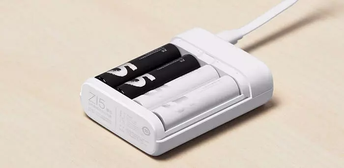 Купить Зарядное устройство ZMI ZI5/ZI7 AA/AAA Ni-MH USB Battery Charger PB401 - фото 1 Купить Зарядное устройство ZMI ZI5/ZI7 AA/AAA Ni-MH USB Battery Charger PB401 - фото 1