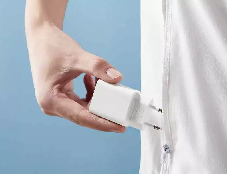 Сетевое зарядное устройство Xiaomi Adaptor 20W Type-C (AD201EU) - фото 7