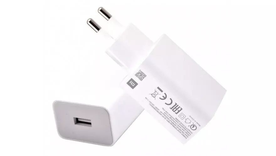 Купить Сетевое зарядное устройство Xiaomi Quick Charge 3.0 - фото 1 Купить Сетевое зарядное устройство Xiaomi Quick Charge 3.0 - фото 1