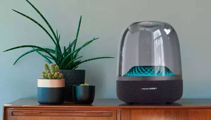 Купить Колонка портативная Harman Kardon Aura Studio 4 - фото 1 Купить Колонка портативная Harman Kardon Aura Studio 4 - фото 1