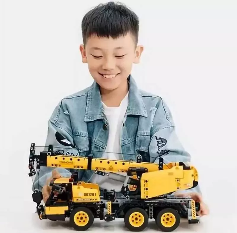 Конструктор Onebot Engineering Crane OBGCD56AIQI 716 PCS - фото 2 Конструктор Onebot Engineering Crane OBGCD56AIQI 716 PCS - фото 2