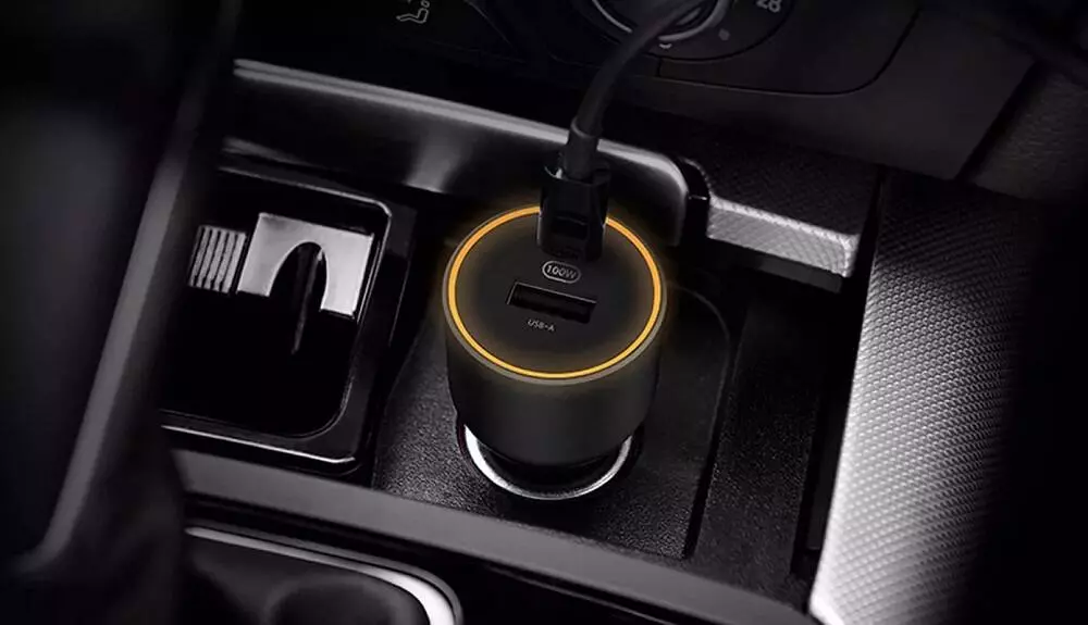 Автомобильное зарядное устройство Xiaomi Car Charger Fast Charging Version 1А1С 100W (CC007ZM) - фото 4 Автомобильное зарядное устройство Xiaomi Car Charger Fast Charging Version 1А1С 100W (CC007ZM) - фото 4