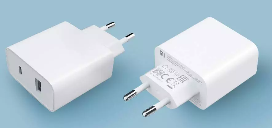 Сетевое зарядное устройство Xiaomi 33W Wall Charger 1A1C (USB-A + USB-C) - фото 5 Сетевое зарядное устройство Xiaomi 33W Wall Charger 1A1C (USB-A + USB-C) - фото 5