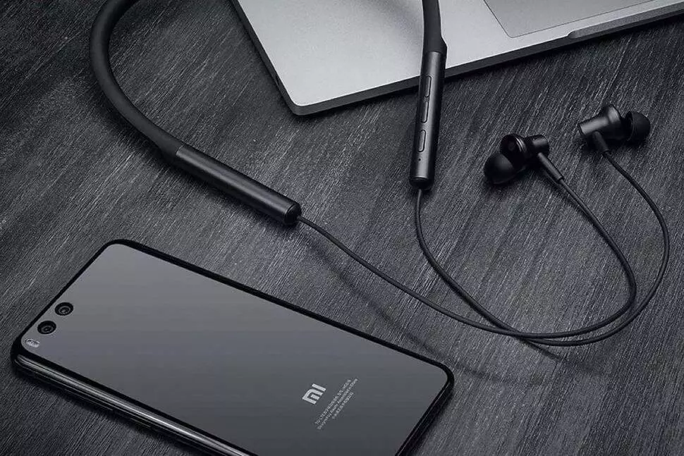 Беспроводные наушники Xiaomi Collar Sport Earphone (LYXQEJ02JY) - фото 7 Беспроводные наушники Xiaomi Collar Sport Earphone (LYXQEJ02JY) - фото 7