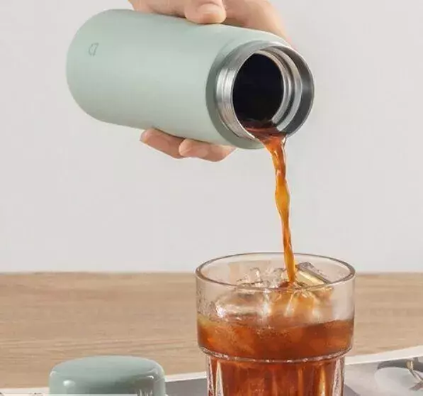 Термос Xiaomi Mijia Mini Mug 350 ml (MJKDB01PL) - фото 5 Термос Xiaomi Mijia Mini Mug 350 ml (MJKDB01PL) - фото 5